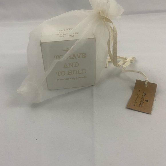 Heartfelt Quote Cube Wedding Mr. and Mrs. Gift Bible Quotes Organza Bag - Picture 8 of 10